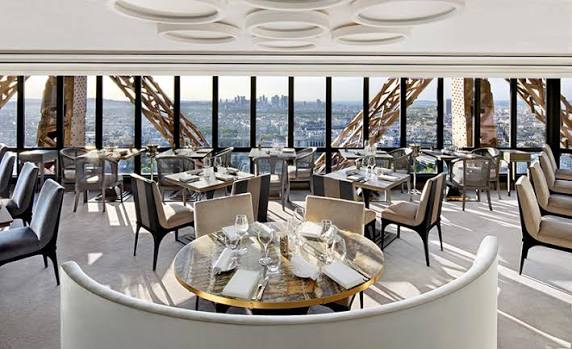 Cena con vistas en la Torre Eiffel (Restaurante Jules Verne)