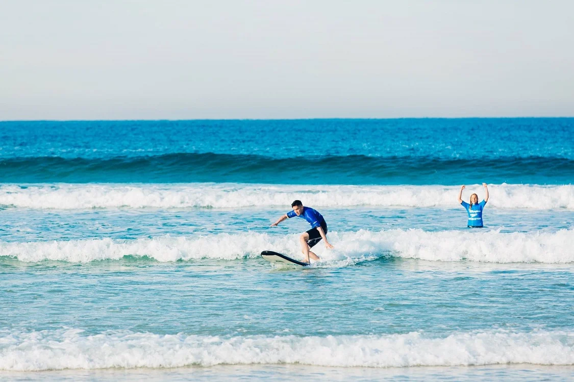Bondi Beach Surfing Lesson & Coastal Walk