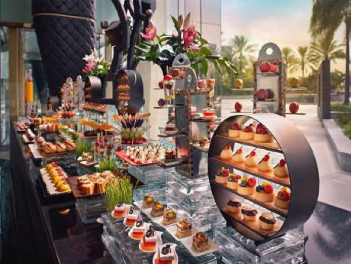Dubai 7‑Star Hotel with Friday Brunch Buffet