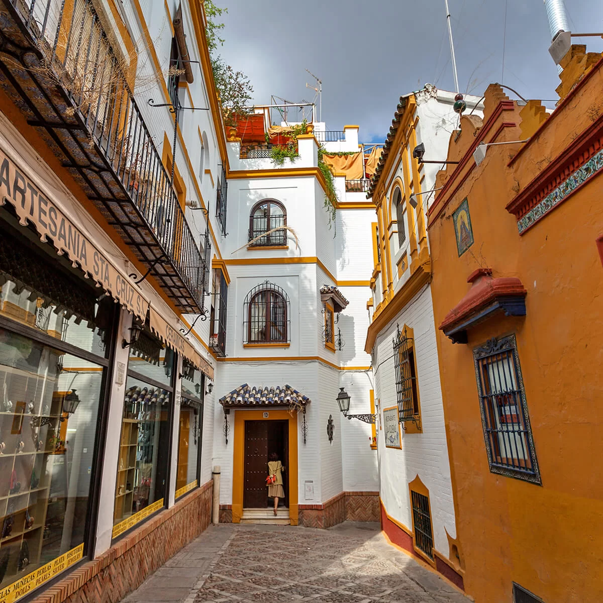 Seville Traditional B&B with Cooking Classes